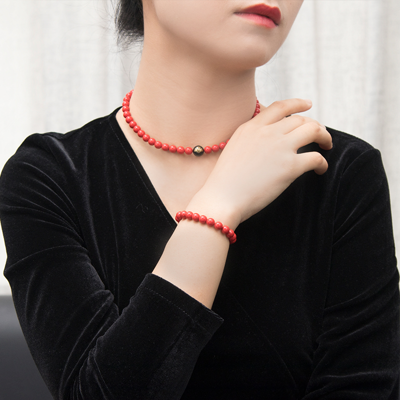 楚逸康磁灸項鏈